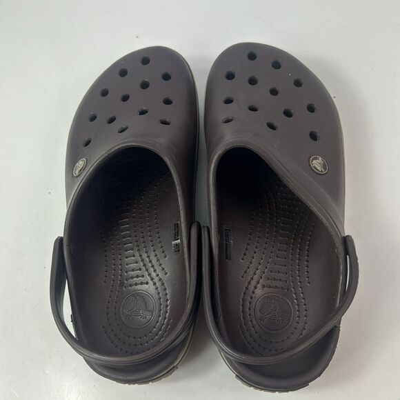 Crocs Unisex Ultra Light Classic Waterproof Clogs - Picture 10 of 12